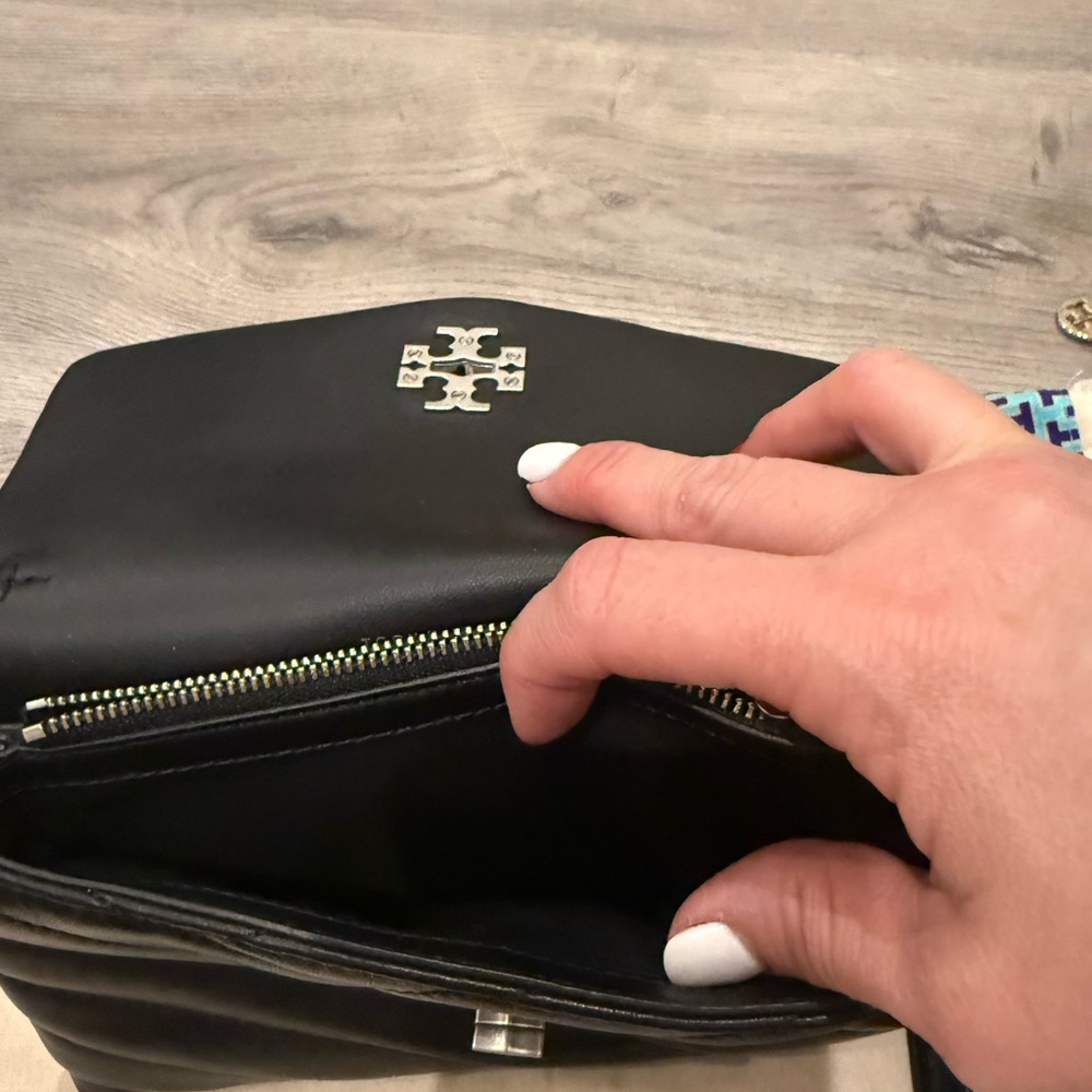 Tory Burch Black Quilted Leather Clutch - Picture 7 of 13